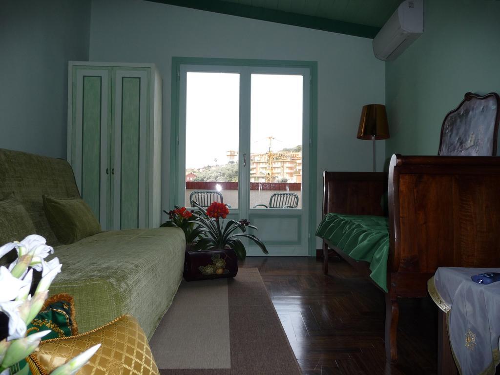 Villa Ca Dei Conti San Bartolomeo Al Mare Zimmer foto